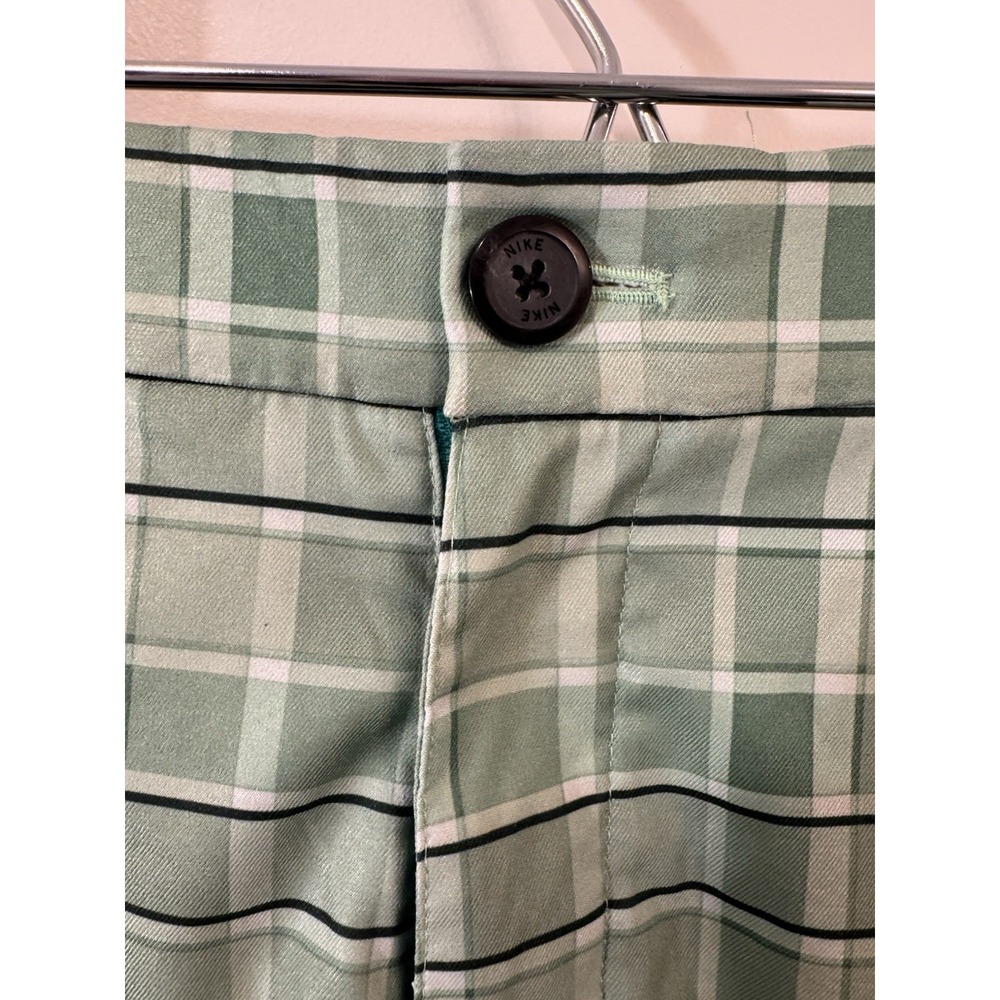 Nike Golf Shorts Mens Size 32 Standard Fit Dri Fit Flat Front Plaid Stretch 9.5"